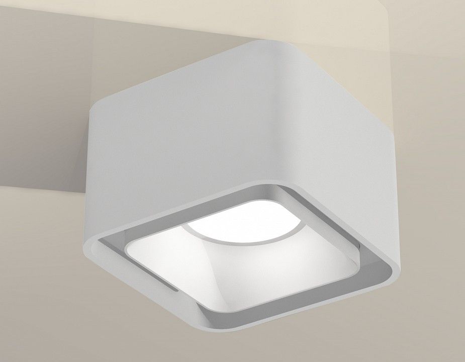 Накладной светильник Ambrella Light XS XS7832001