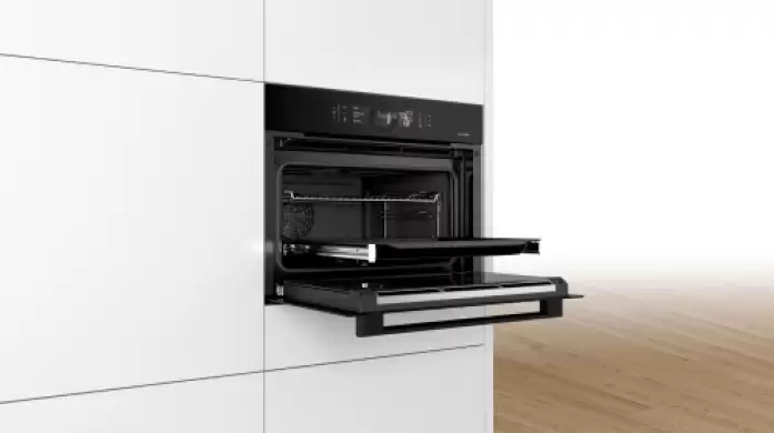 Компактный духовой шкаф Bosch CSG 856 RC7