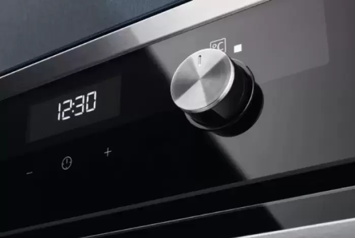 Духовой шкаф Electrolux OKC 5H50 X