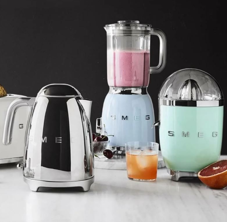 Соковыжималка Smeg CJF01PGEU