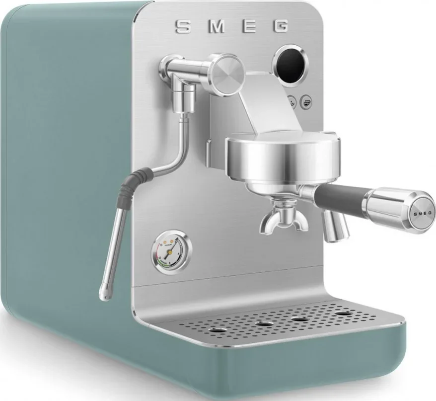Кофемашина-эспрессо Smeg EMC02EGMEU