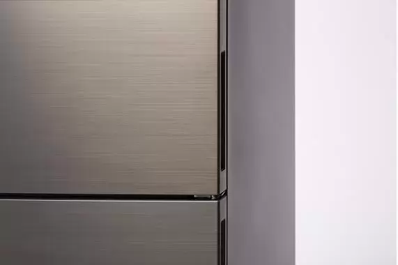 Холодильник Sharp SJ-B320EVCH