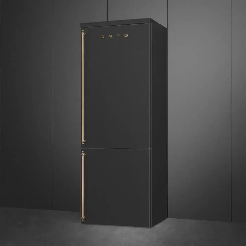 Холодильник Smeg FA8005RAO5