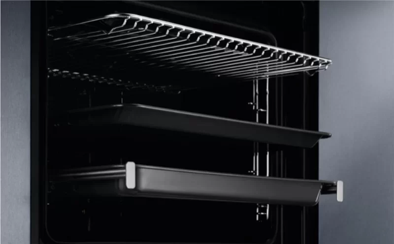 Духовой шкаф Electrolux OKC 5H50 W