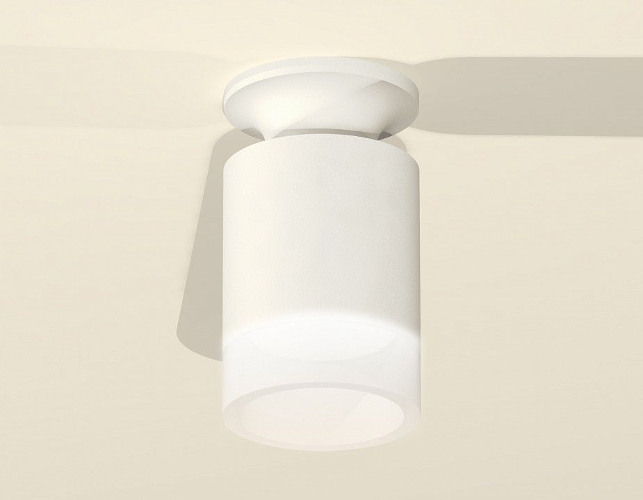 Накладной светильник Ambrella Light XS XS6301104