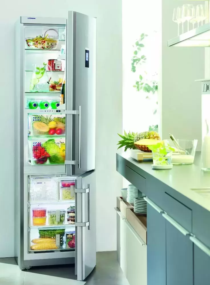 Холодильник Liebherr  CBNPes 3967 Premium Plus BioFresh NoFrost