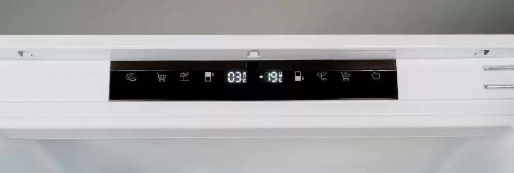 Встраиваемый холодильник Bertazzoni REF704BBNPTC
