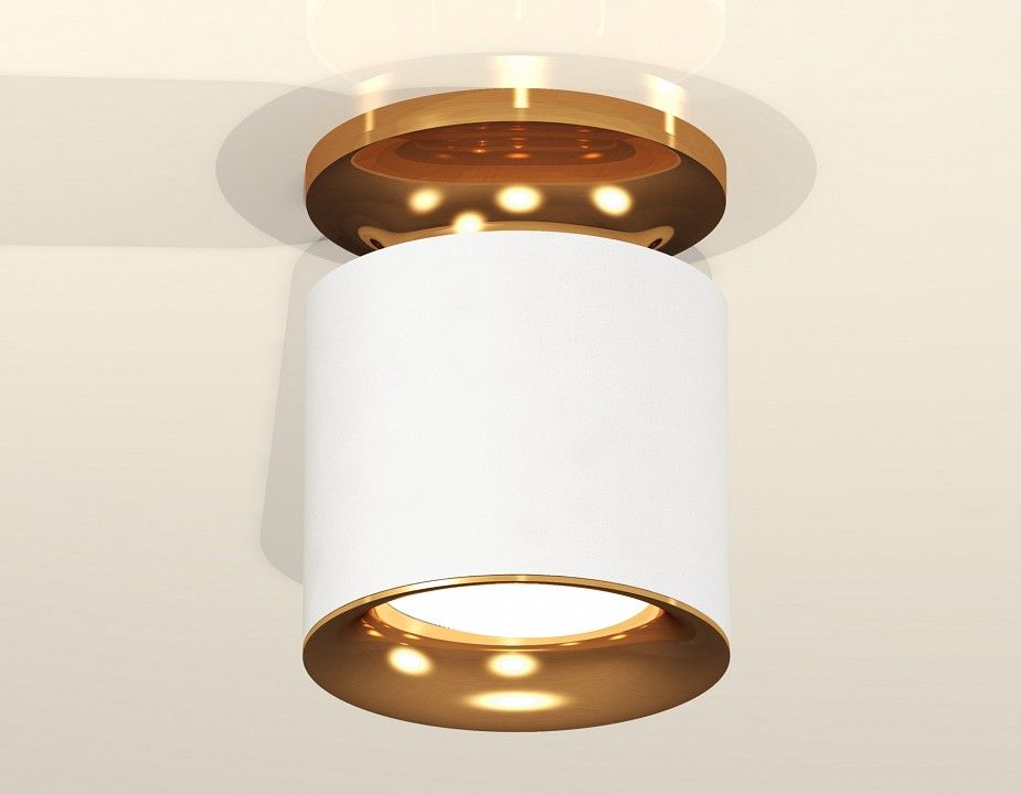 Накладной светильник Ambrella Light XS XS7401122