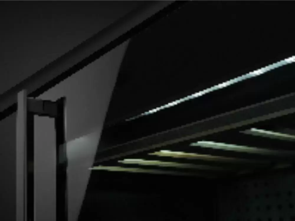 Встраиваемый винный холодильник Smeg CVI638RN3