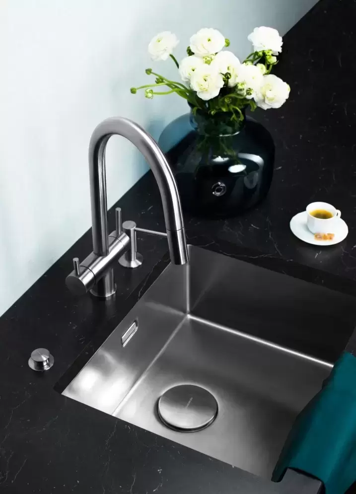Смеситель Omoikiri AKITA-S BN