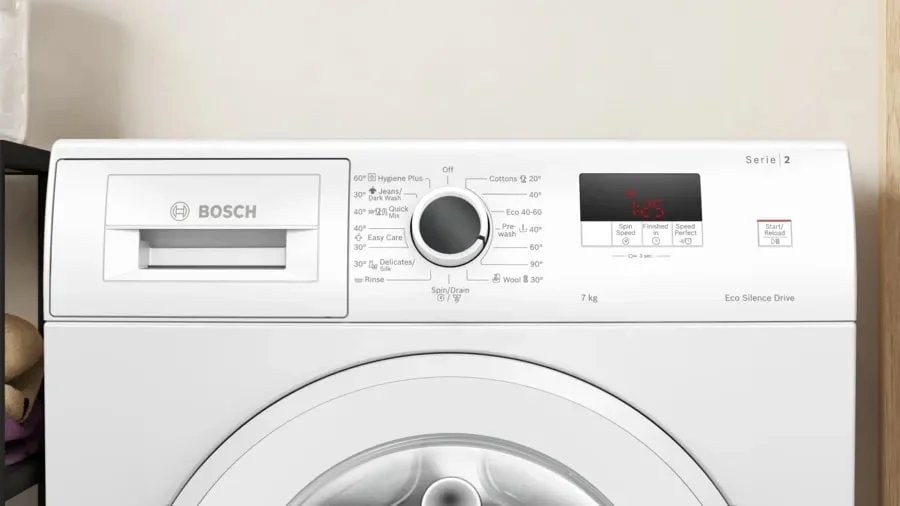 Стиральная машина Bosch WGE02200BY
