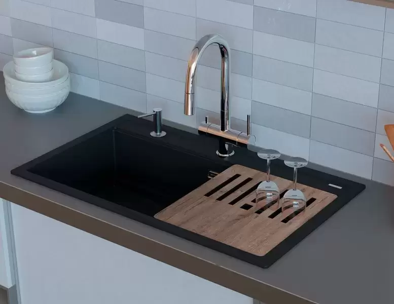 Смеситель Omoikiri AKITA-S GB