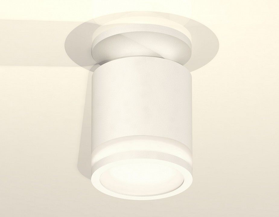 Накладной светильник Ambrella Light XS XS7401064