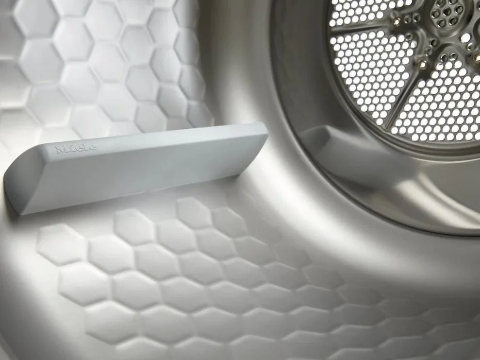 Сушильная машина Miele TWC220WP новая, с витрины