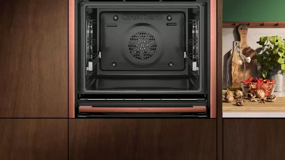 Духовой шкаф Neff B59CR3AY0