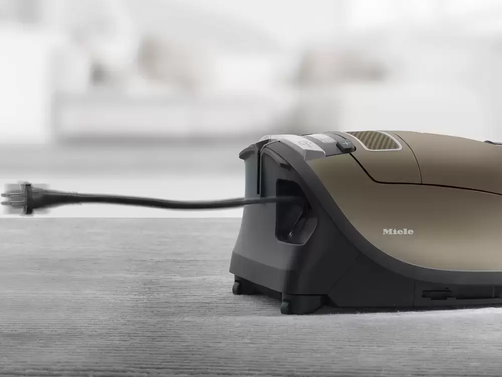 Пылесос Miele SGFP3 Complete C3 Electro EcoLine бронзовый