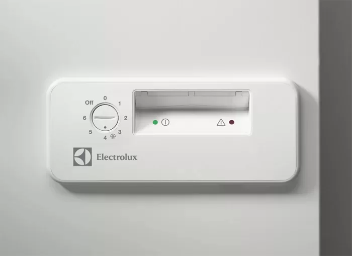 Морозильный ларь Electrolux EC2800AOW2