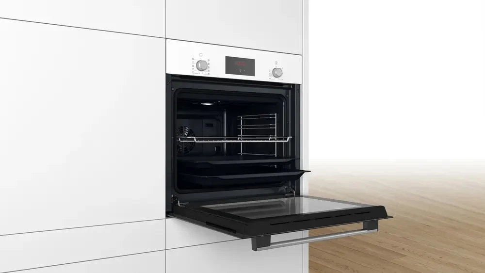 Духовой шкаф Bosch HBF512BW1T