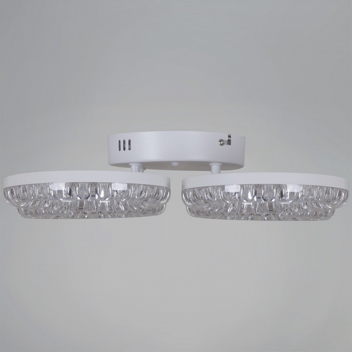 Потолочная люстра Reluce 09847 09847-0.3-04A WH