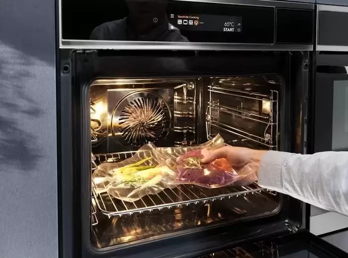 Духовой шкаф Electrolux KOAAS31WX