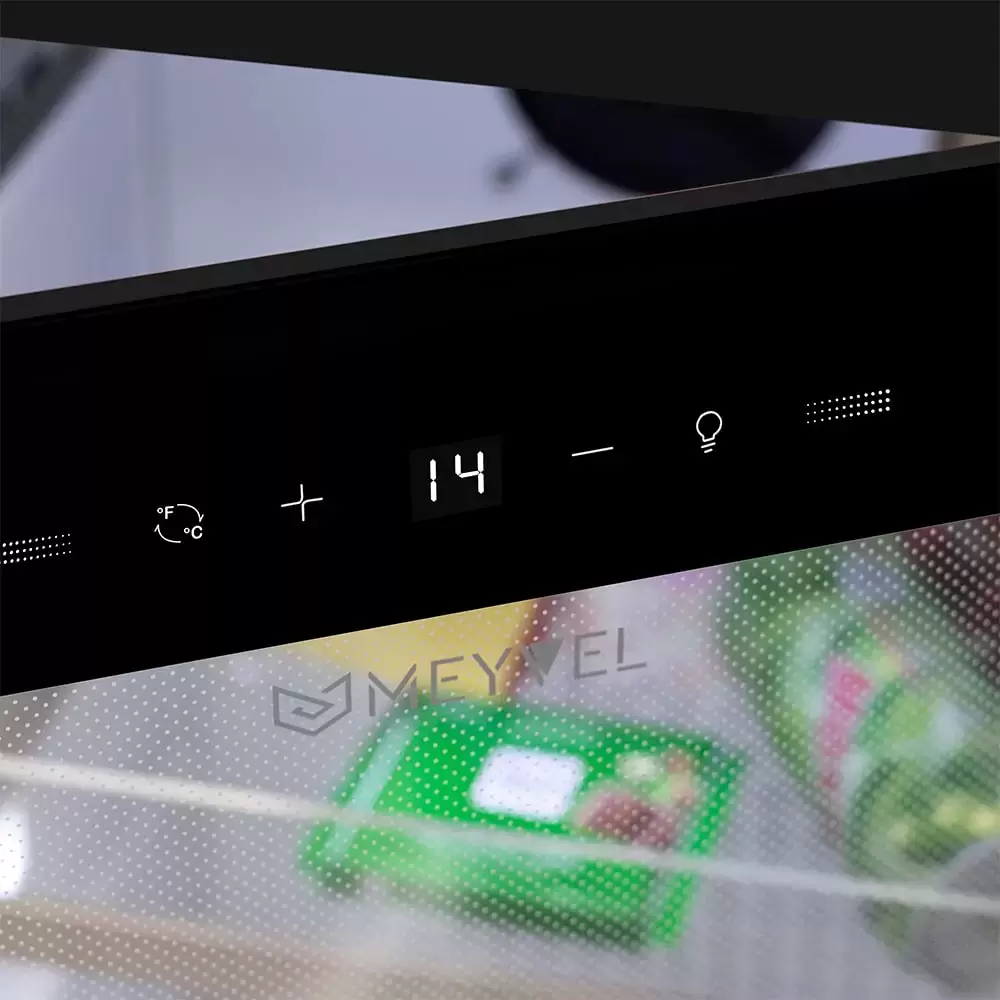 Холодильник для косметики и напитков Meyvel MD105-Черный