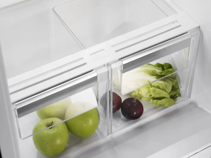 Холодильник Electrolux ERN92201AW