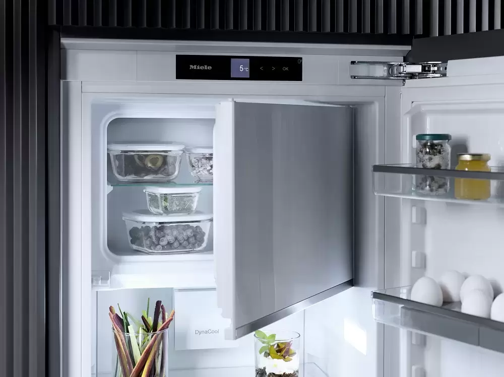 Встраиваемый холодильник Miele K 7348 C 125 Gala Ed