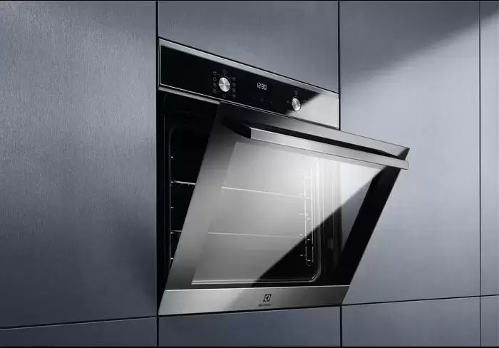 Духовой шкаф Electrolux EOF5H40BX