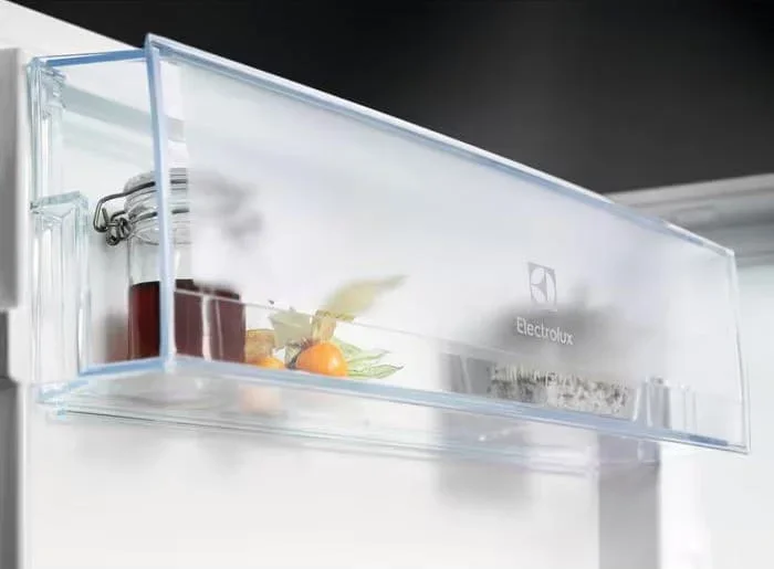 Встраиваемый холодильник Electrolux RNT2LF18S