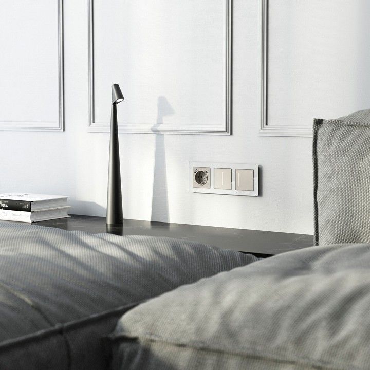 Розетка с заземлением и со шторкой и 2хUSB type A и C, без рамки Werkel дымчатый W1271704