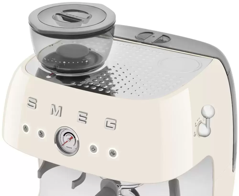 Эспрессо-кофемашина Smeg EGF03CREU