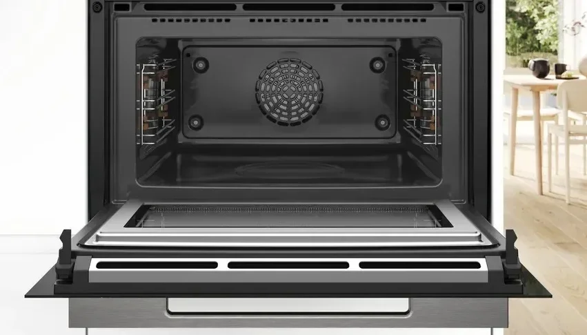 Духовой шкаф Bosch CMG 7761B1