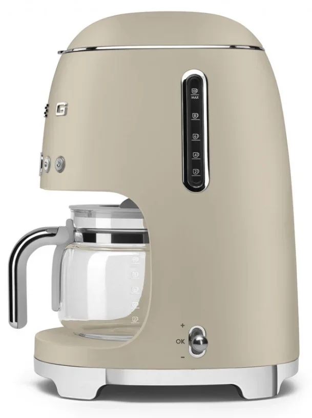 Капельная кофеварка Smeg DCF02MLMEU