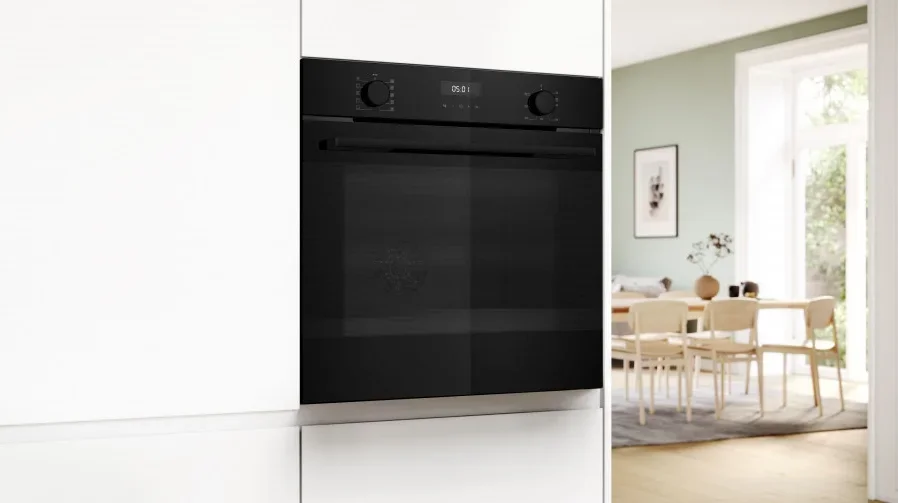 Духовой шкаф Bosch HJA737BA0