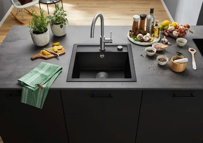 Мойка BLANCO DALAGO 5 Silgranit черный, клапан-автомат