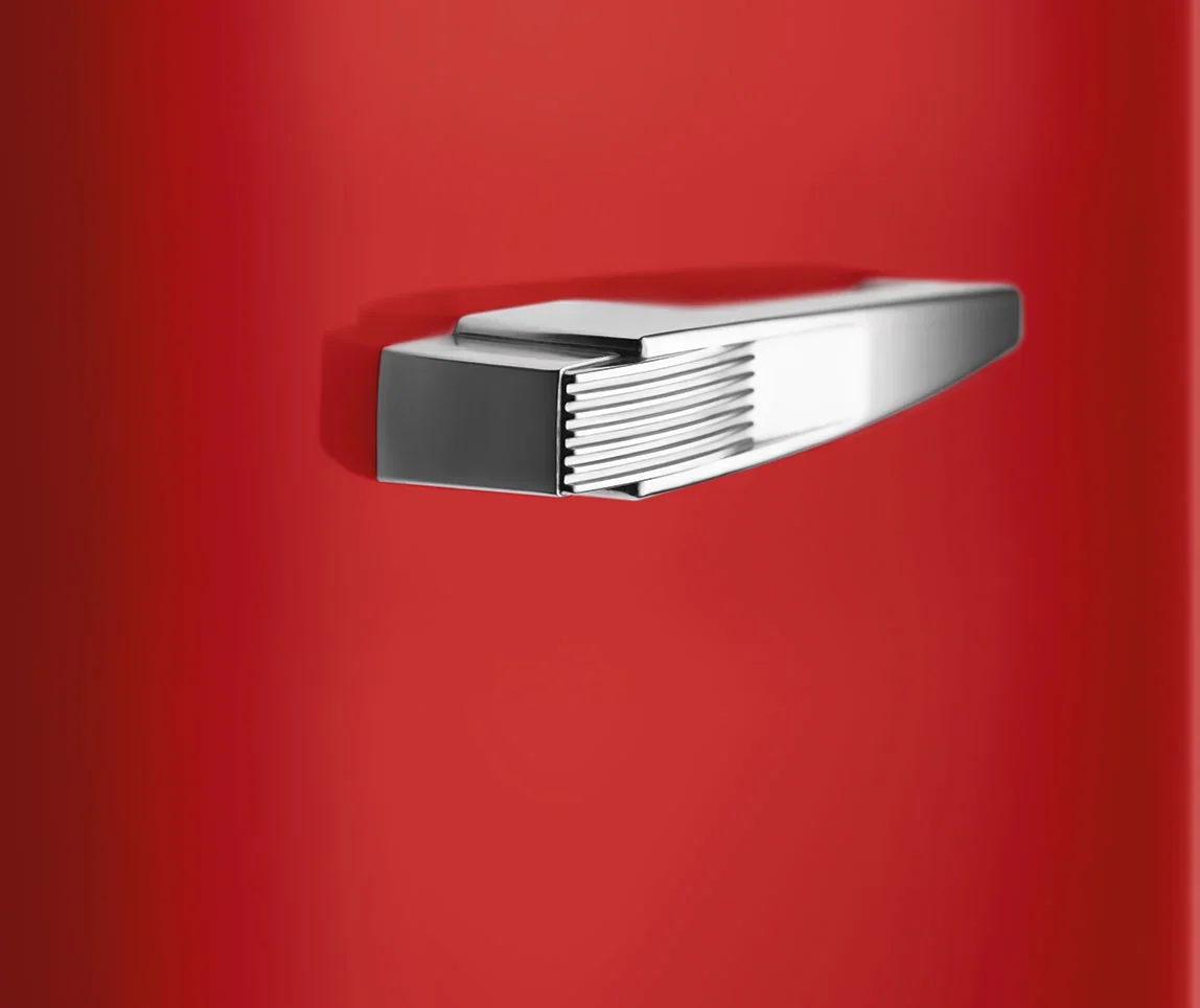 Холодильник Smeg FAB28RRD6