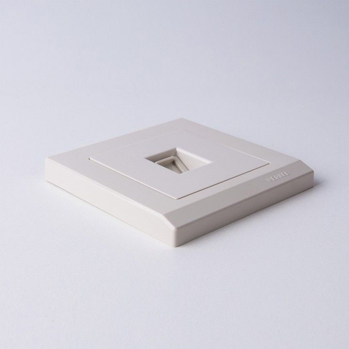Розетка Ethernet RJ-45 без рамки Werkel слоновая кость W1181003