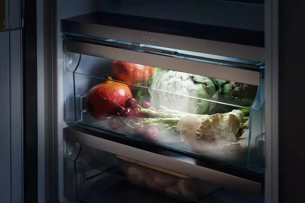 Встраиваемый холодильник Miele K 7777 C