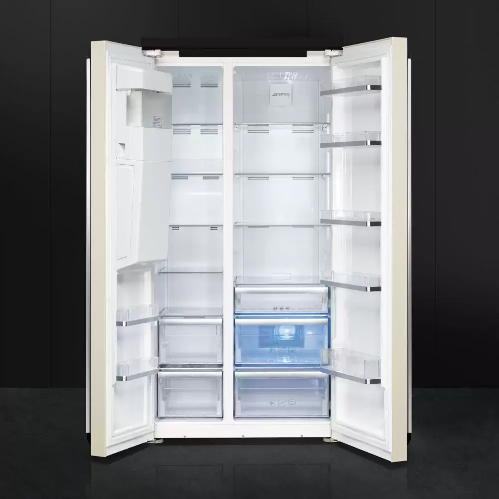 Холодильник Smeg SBS963P