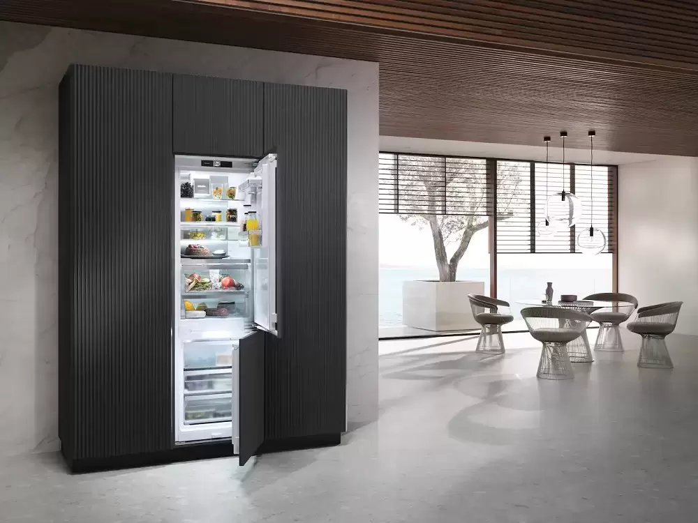 Встраиваемый холодильник Miele KFN 7795 D