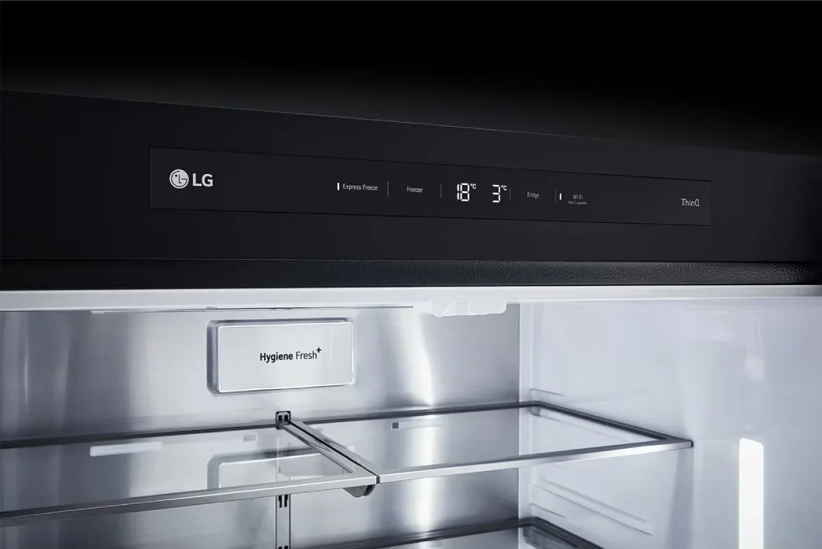 Холодильник LG GR-X24FQEKM