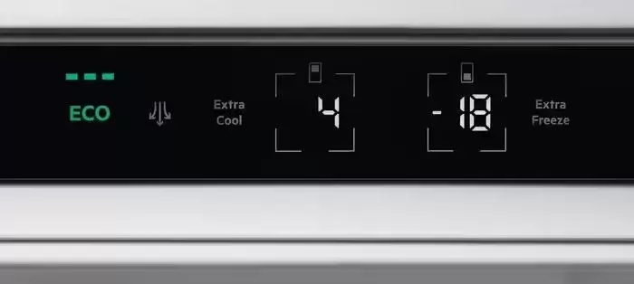 Встраиваемый холодильник Electrolux LNG7TE18S
