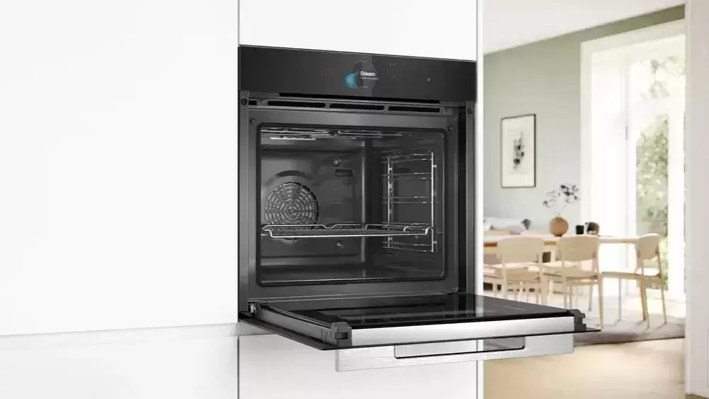 Духовой шкаф Bosch HRG 7784B1