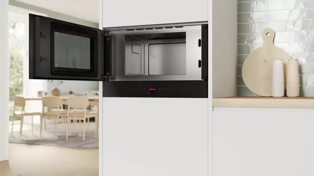 Встраиваемая микроволновая печь Bosch BFL9221B1