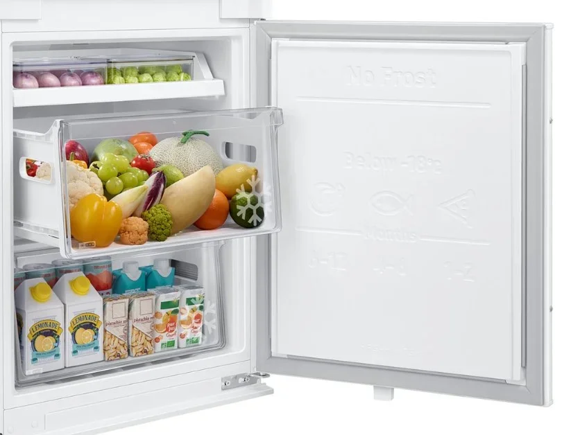 Встраиваемый холодильник Samsung BRB70F30AES0EO