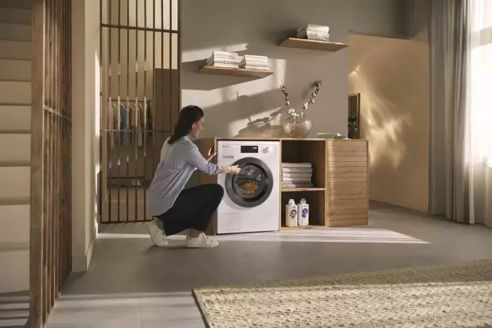 Стиральная машина Miele WED164WCS