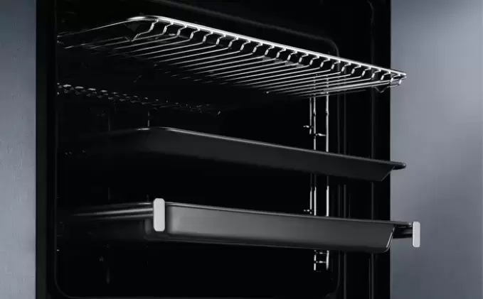Духовой шкаф Electrolux OKC8H39WX