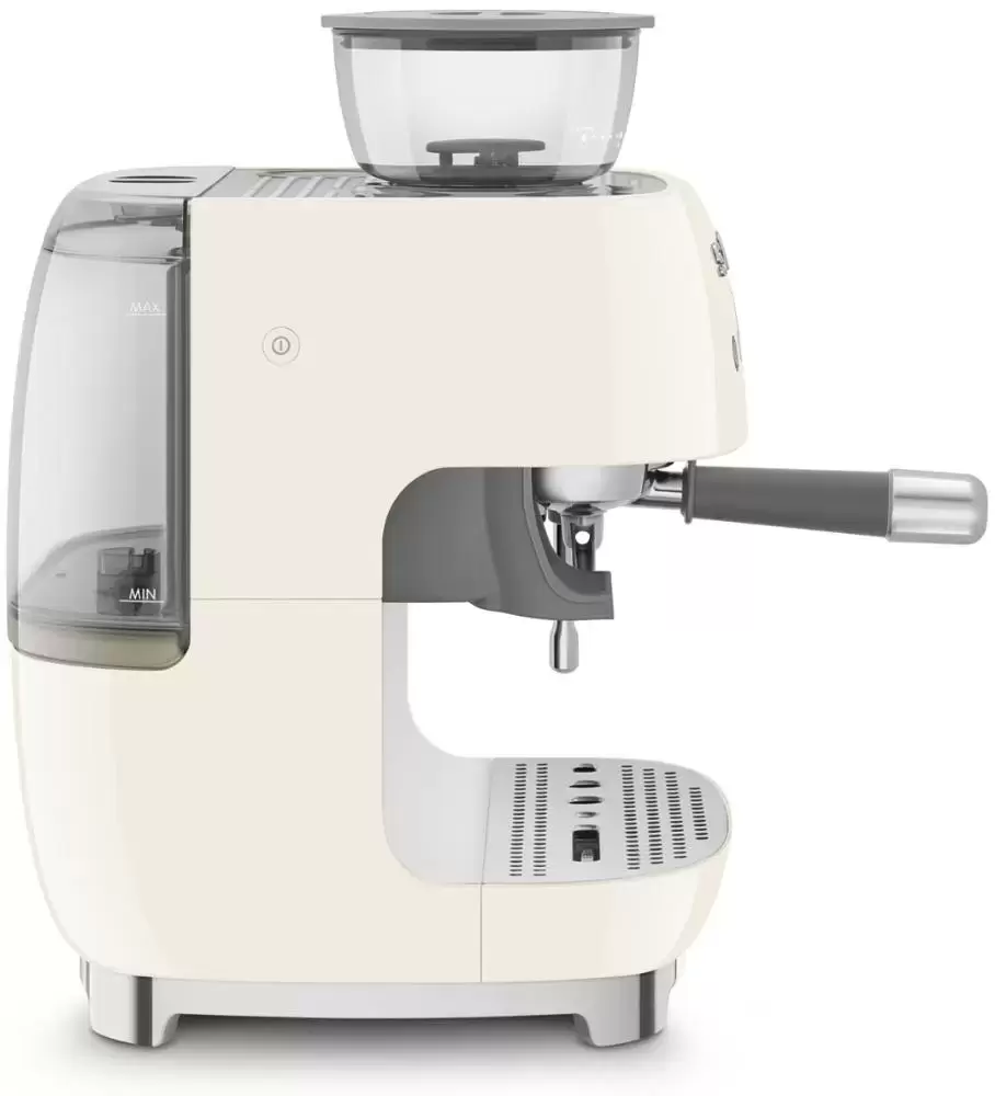 Эспрессо-кофемашина Smeg EGF03CREU
