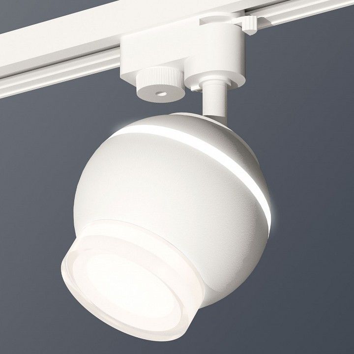 Светильник на штанге Ambrella Light XT XT1101070