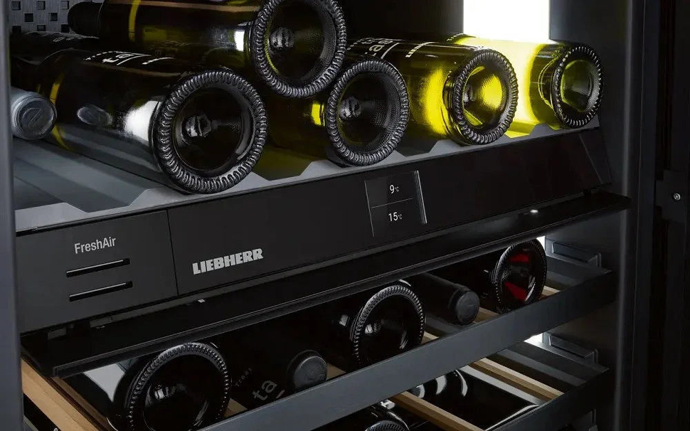 Встраиваемый винный шкаф Liebherr UWpri 3761 Vinidor Selection